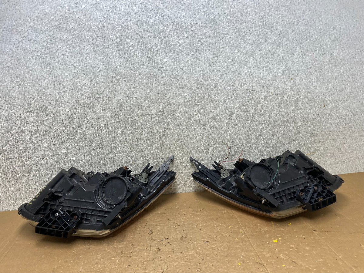 2009-2013 Nissan Rogue Left+Right Side Set Halogen Headlights V6014 DW12
