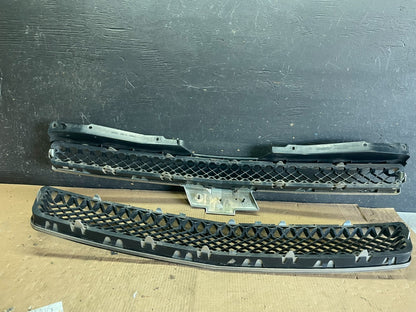 2007 to 2014 Chevrolet Avalanche Front Upper Lower Set Grill Grille N5626 PS6