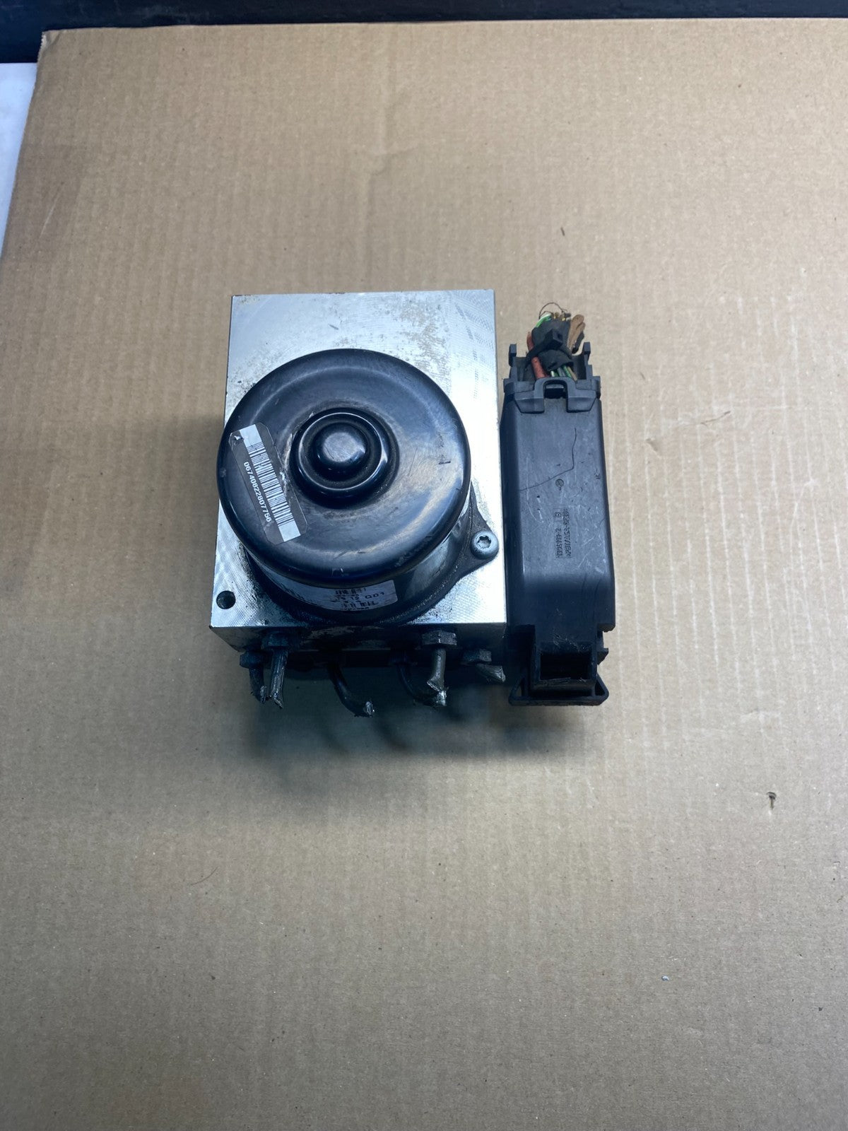 2002-2005 Mercedes W203 C230 CLK500 ABS Anti Lock Brake Pump Module ac8985 DG1