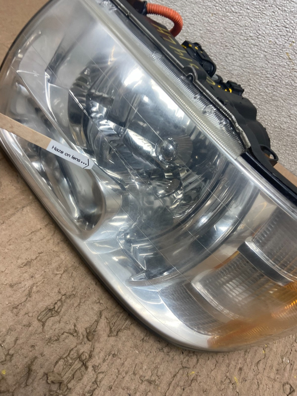 2001 to 2003 Infiniti QX4 Xenon HID Driver Left LH Side Headlight OEM Y5010 DW4