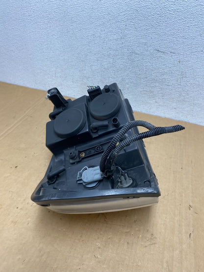 2002 to 2009 Gmc Envoy Left Driver Lh Side Headlight Halogen AD2809 DW8