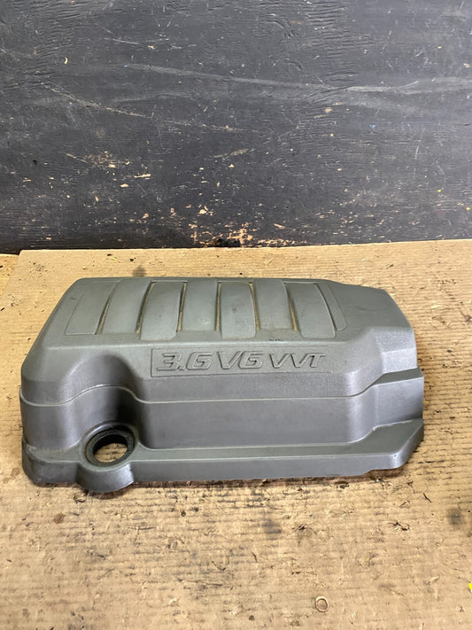 2007 to 2008 GMC Acadia 3.6L VVT Engine Cover Shield s5940 DG0