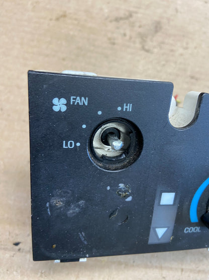 1997-2014 Ford Van Econoline E150 E250 Heater Climate Fan Control AH3831 DG1