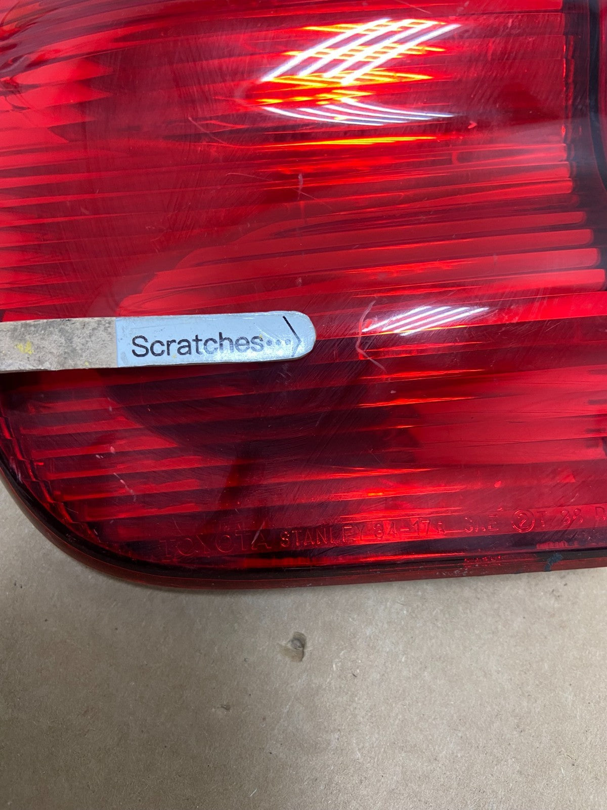 2001- 2004 Toyota Sequoia Right Passenger RH Tail light Inner Oem AB3460 LK3