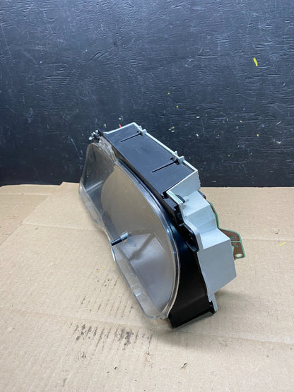 1997 - 2002 Ford Econoline E150 E250 Van Speedometer Instrument Cluster L5643 DG1