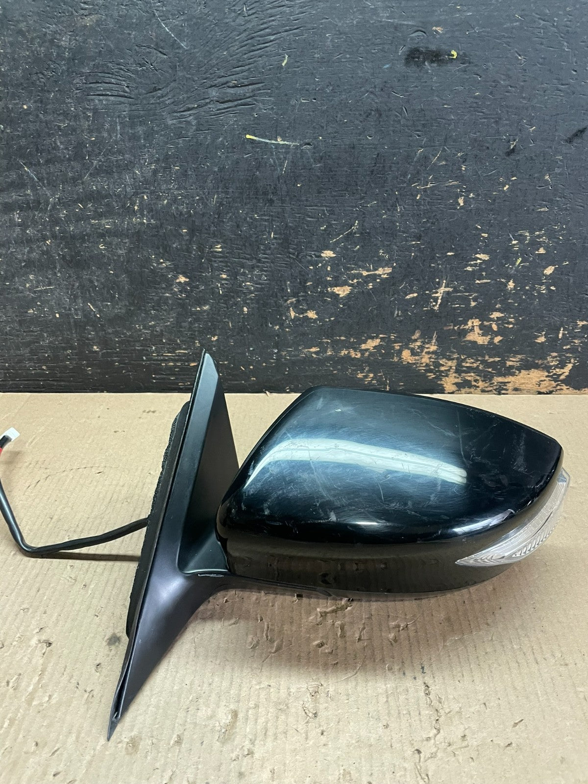 2013-2018 Nissan Altima Left Driver View Power Turn Door Mirror OEM AA2074 R MS0