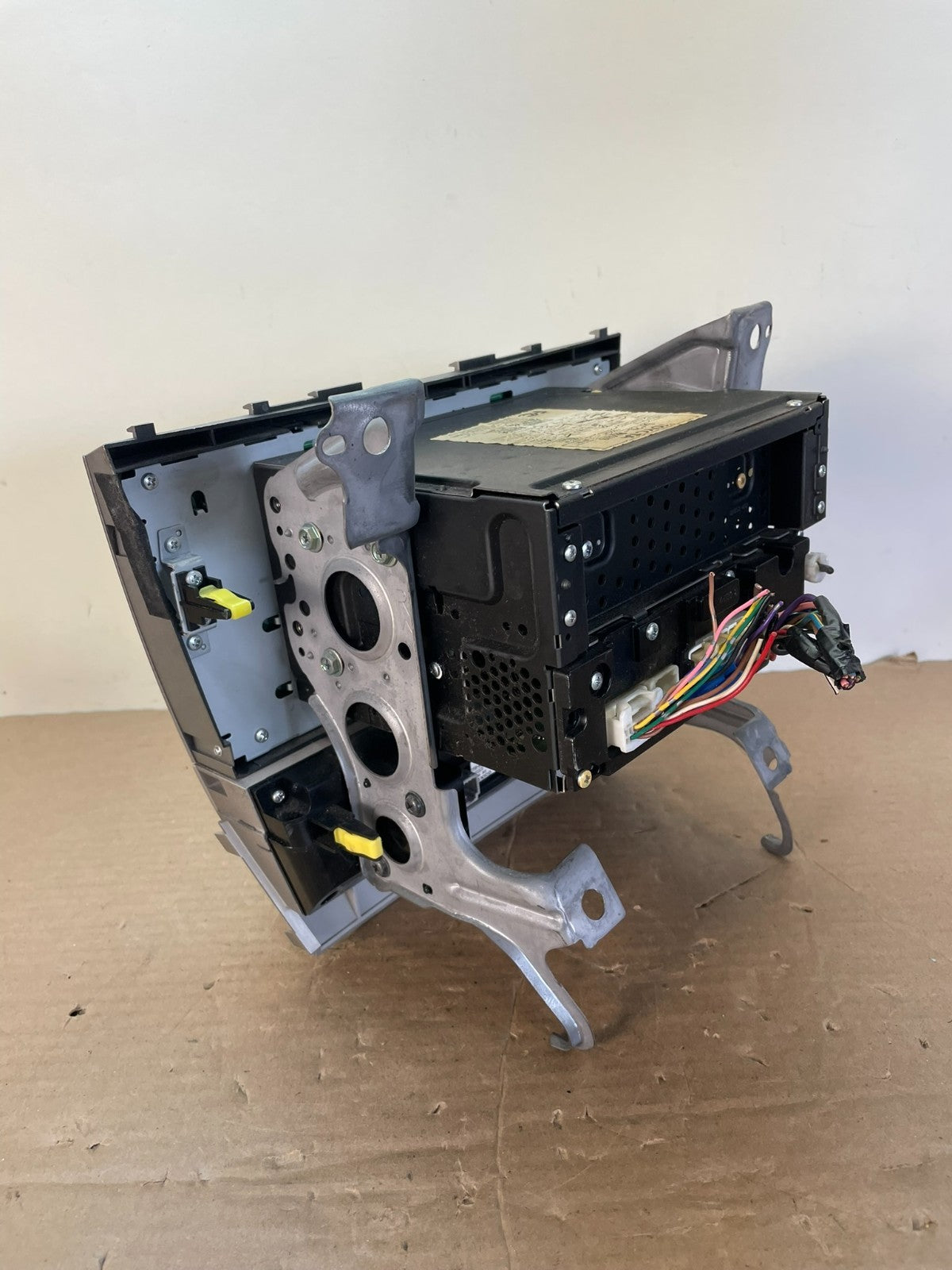 2010 2011 Toyota Camry Radio AM/FM CD Player Climate Control AI0492 DW3