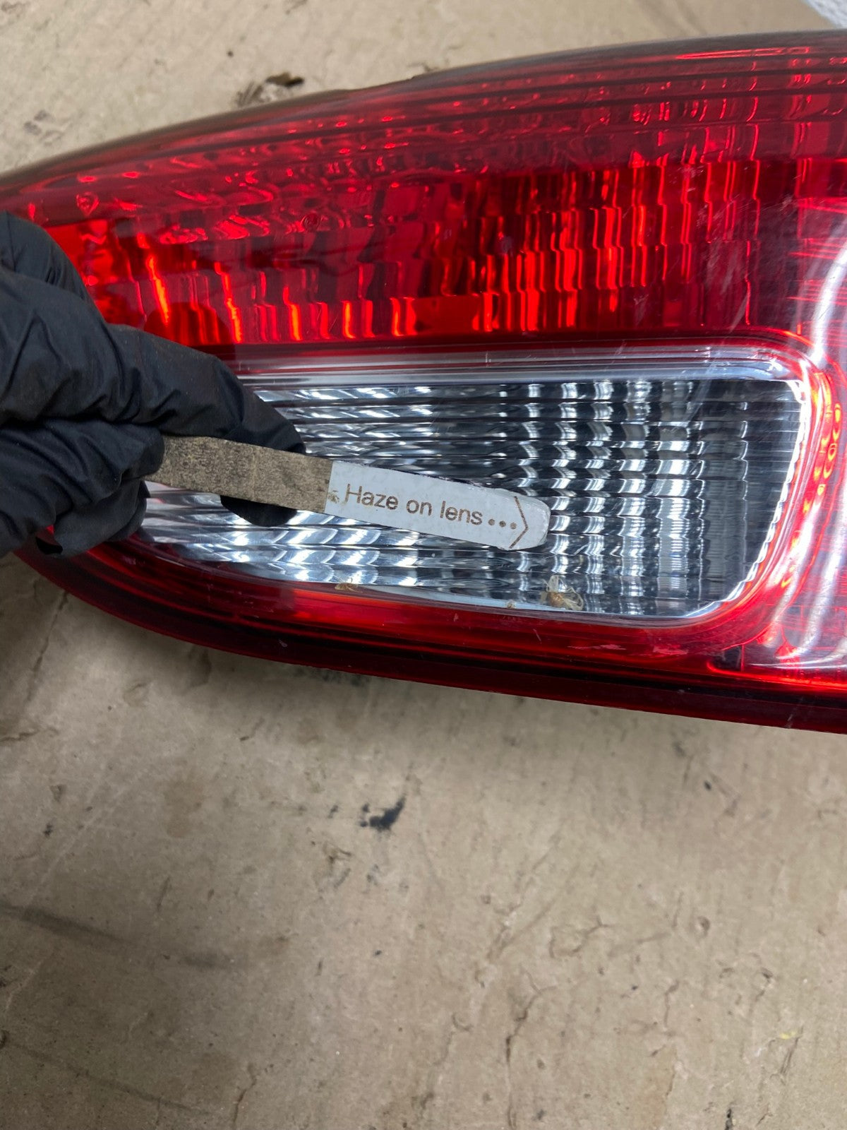 2006 2007 Subaru Tribeca B9 Right Passenger Side Tail Light Inner AH6893 LK4