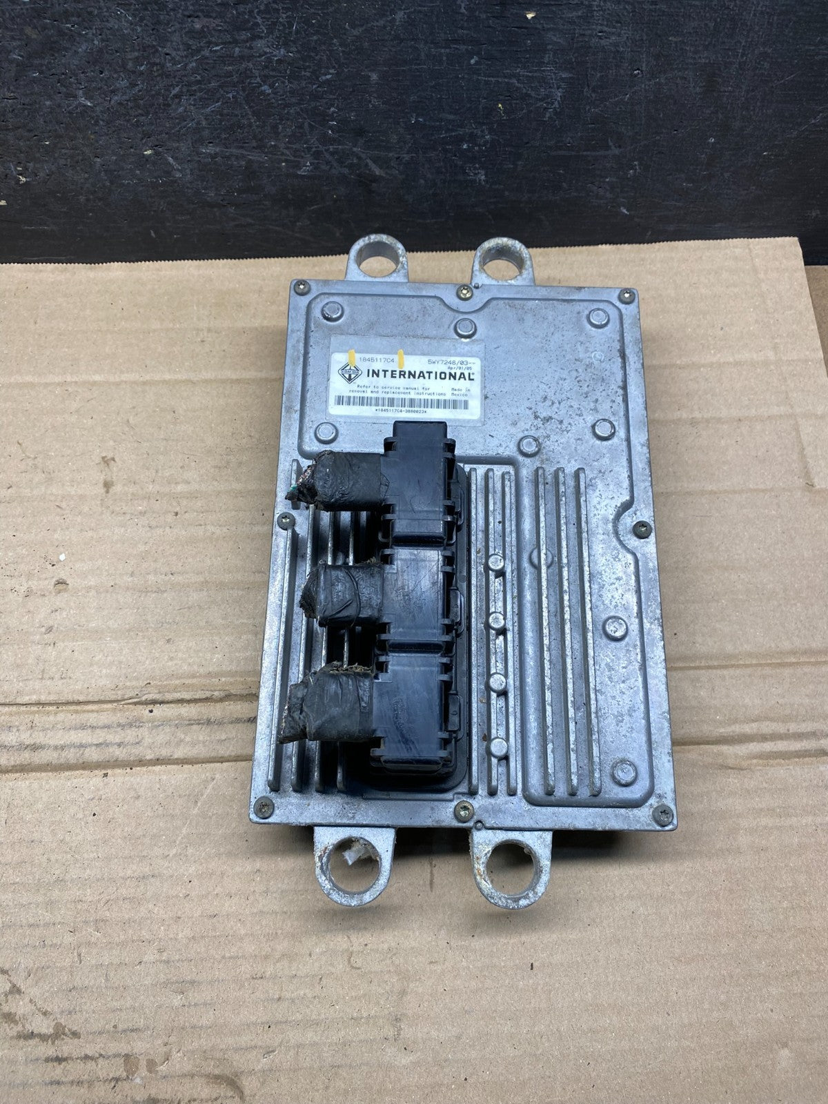 2003 - 2007 Ford F250 6.0 FICM Fuel Injection Control Module 1845117C6 AH9601 DG0