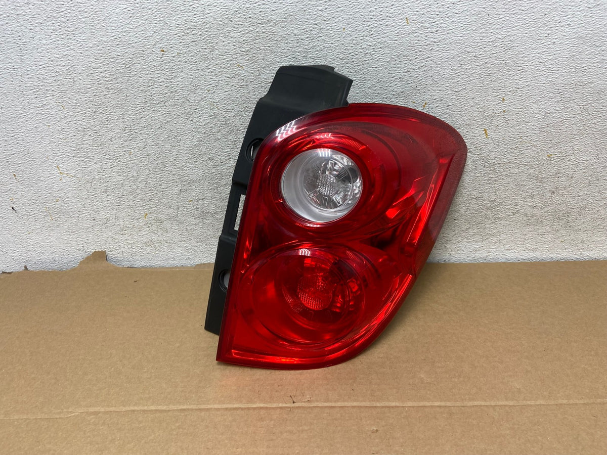 2010 to 2015 Chevrolet Equinox Right Passenger Rh Side Tail Light AH7725 LK0