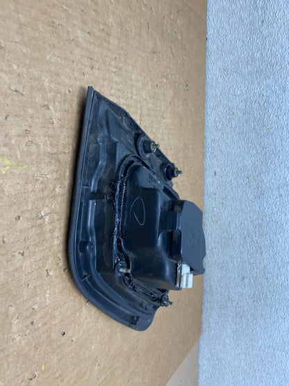 1997 1998 1999 Nissan Maxima Left Driver LH Inner Tail Light I0425 DG16