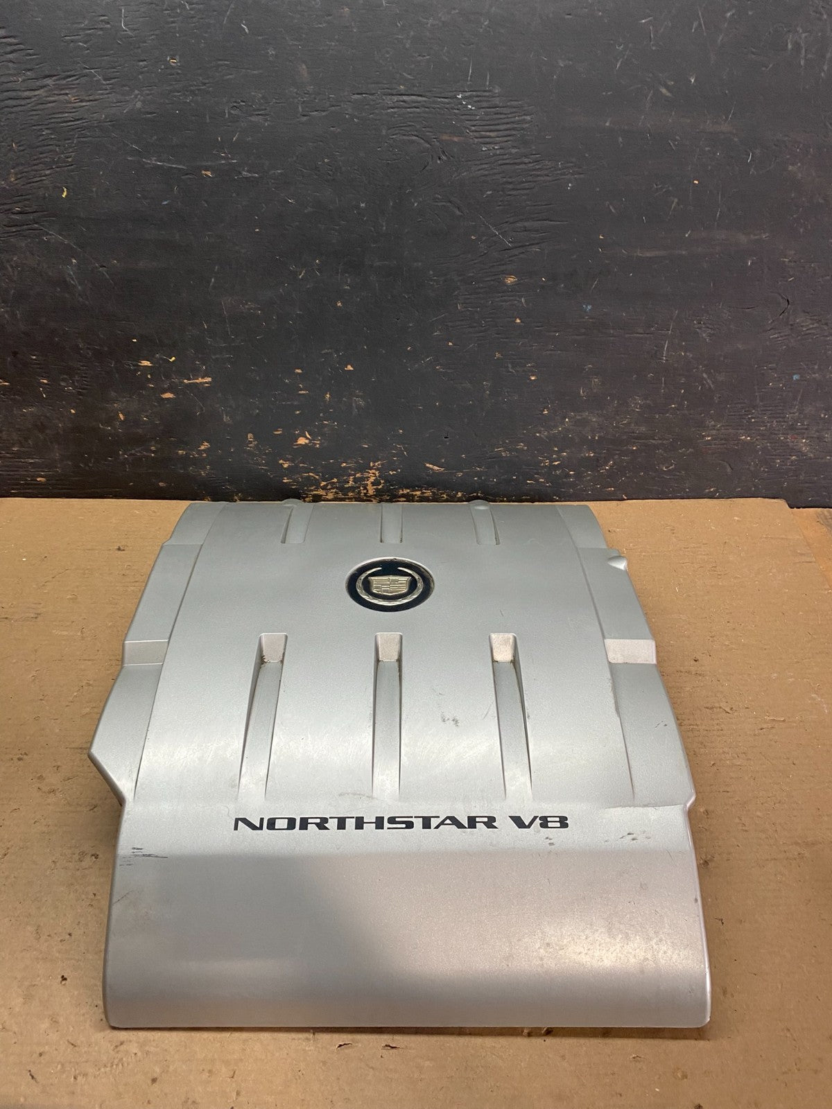 1997 to 2004 Cadillac Deville Seville Northstar Engine Motor Cover S1426 DG0