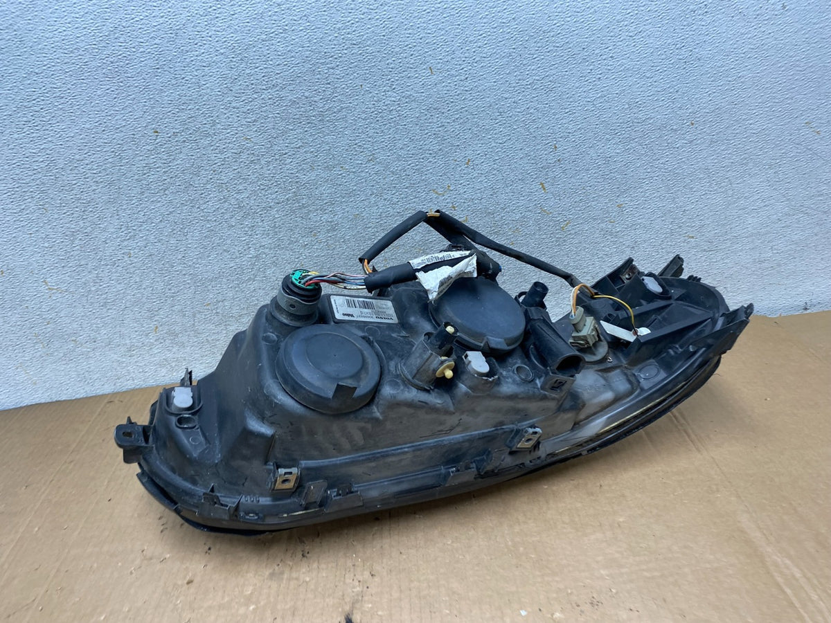 2005 to 2007 Volvo XC70 V70 Left Halogen Driver Side Headlight AI8819 DW6