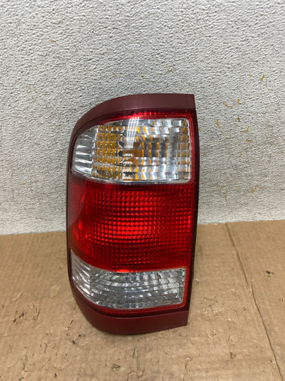 1999 to 2004 Nissan Pathfinder Left Driver Lh Side Tail light AI5575 LK0