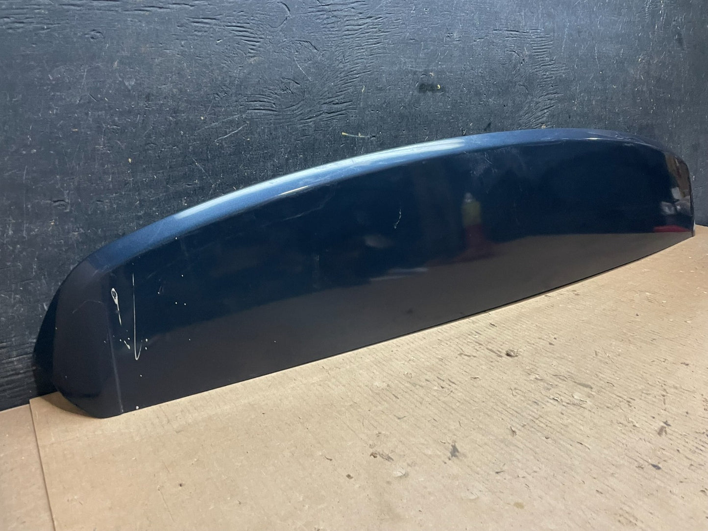 2009 to 2014 Volkswagen Routan Rear Spoiler OEM AA2435 DG2