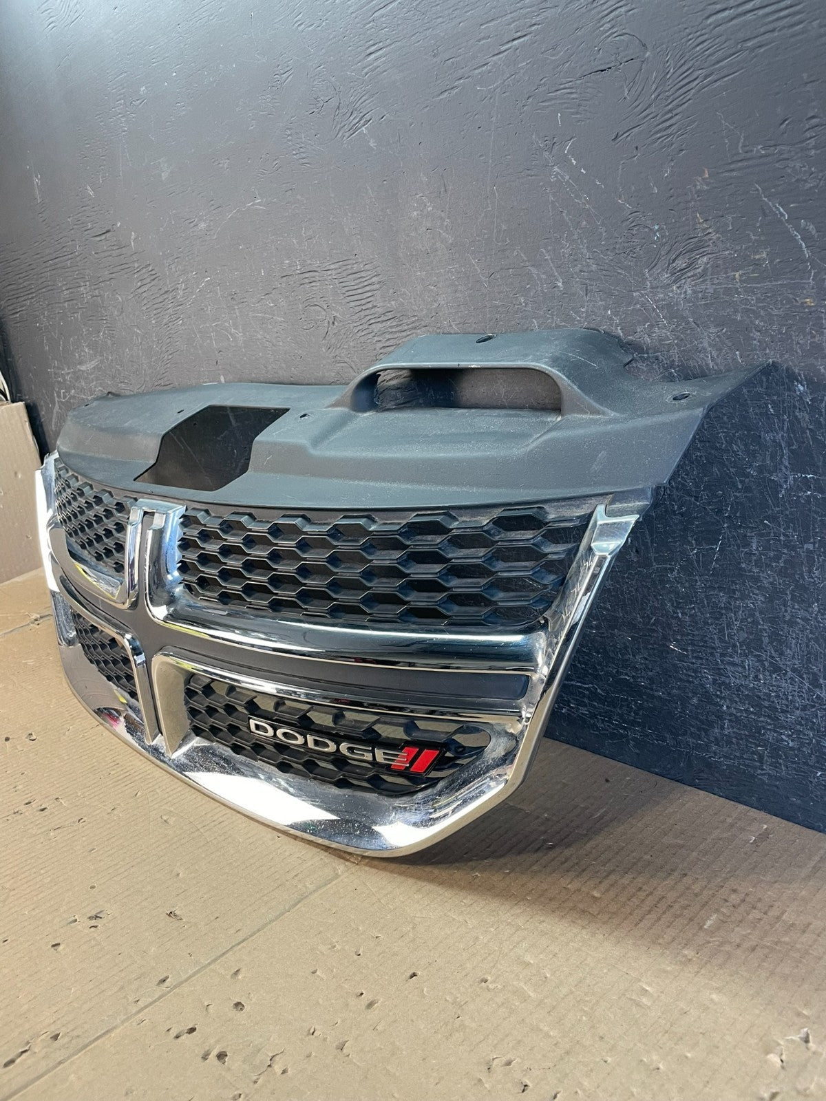2011 to 2018 Dodge Journey Front Upper Chrome Grill Grille AE3778 DG1
