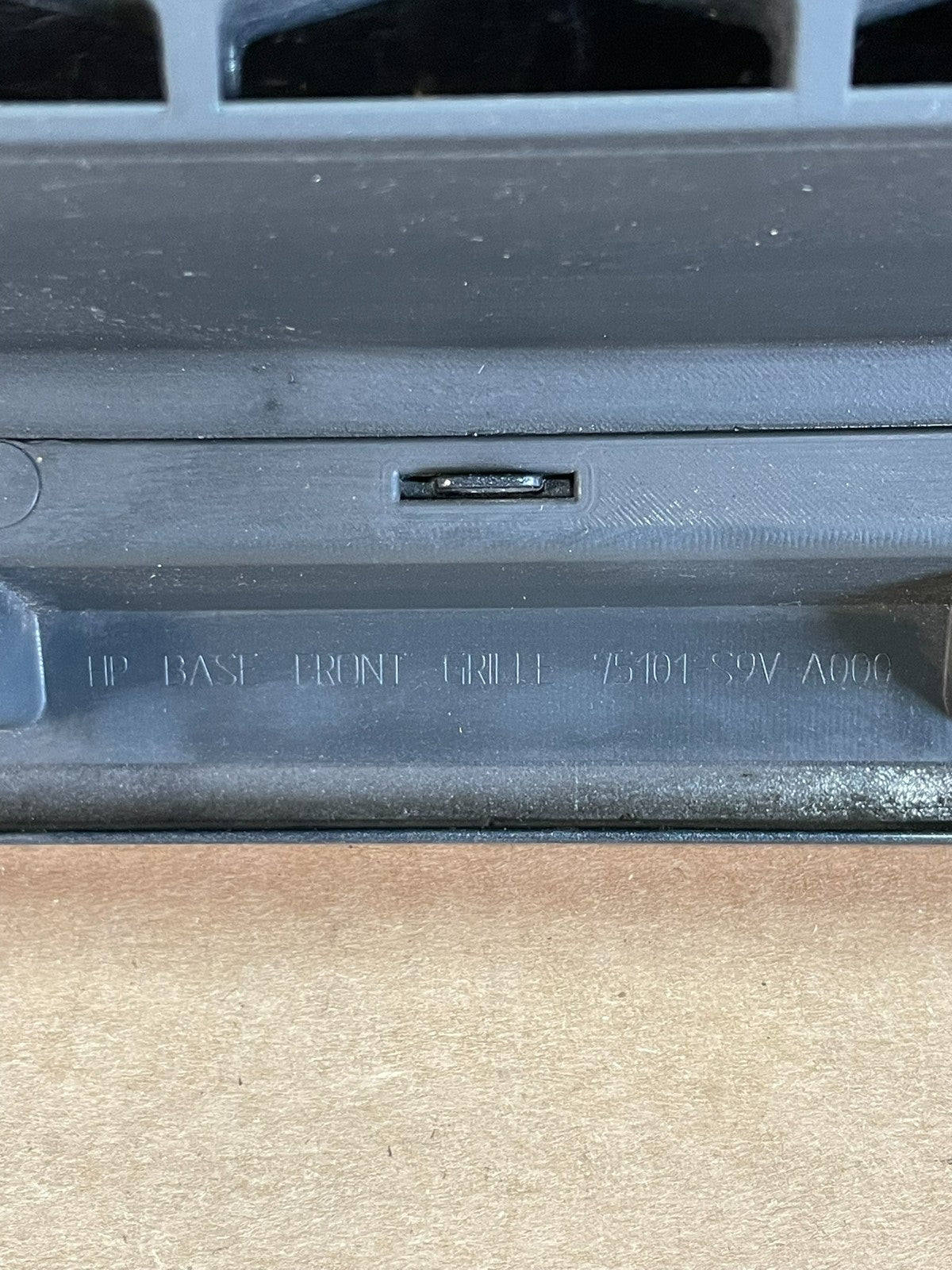 2003 2004 2005 Honda Pilot Front Upper Grill Grille AD0178 DG6