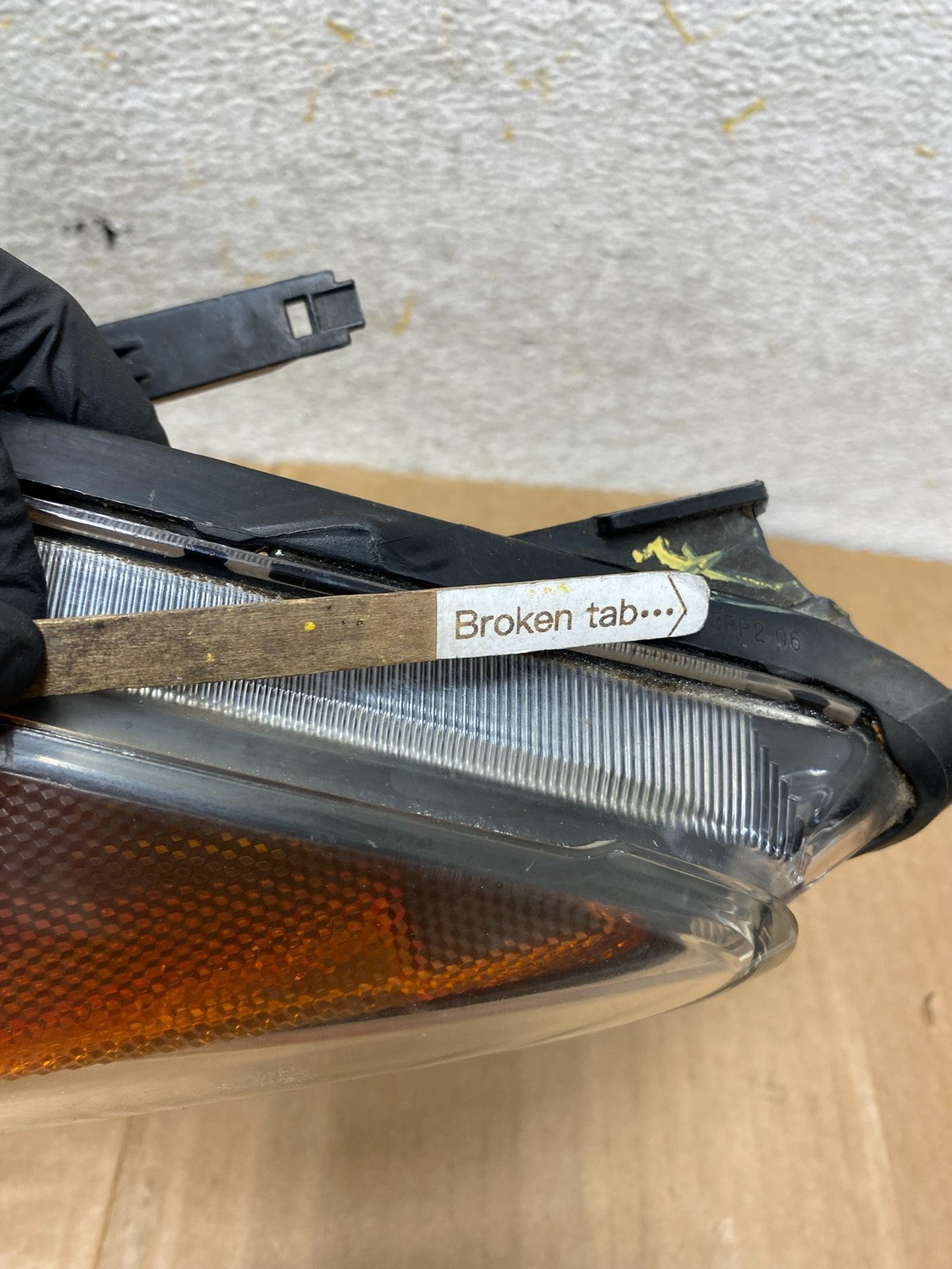 2010 - 2013 Mazda 3 Left Driver LH Halogen Headlight AI4592 DW5