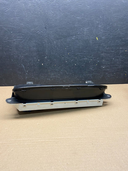 2005 to 2006 Lincoln Navigator Speedometer Gauge Cluster L1835 DG3