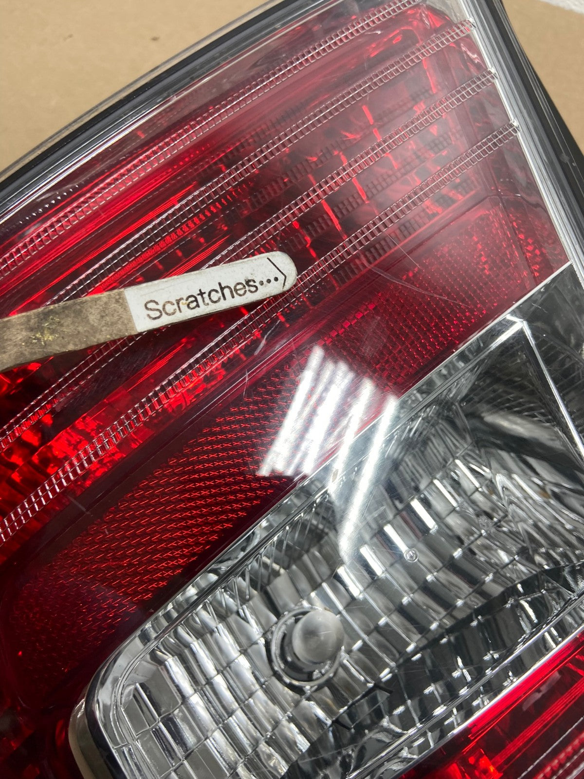 2005 to 2007 Subaru Legacy Outback Right Passenger RH Tail Light AE9435 LK3