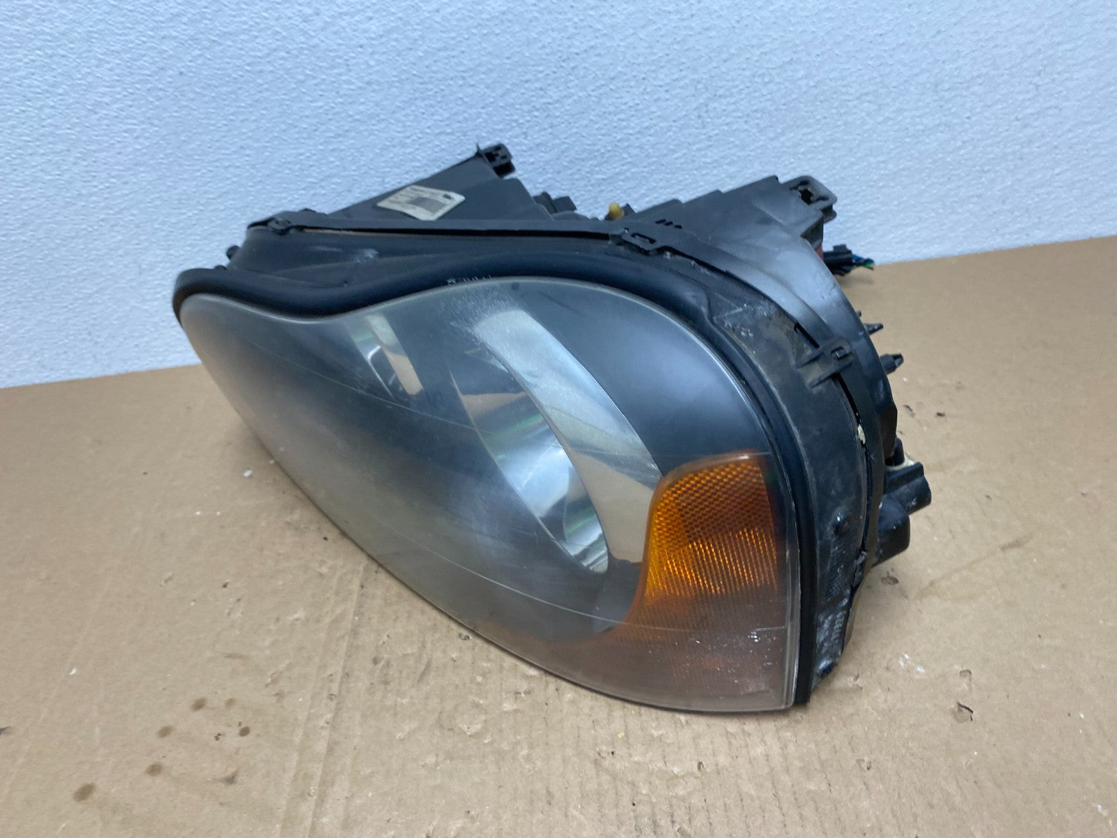 2003-2013 Volvo XC90 Left Driver LH Side Halogen Headlight Oem AB6896 DW1