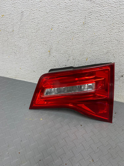 2007 2008 2009 Acura Mdx Right Passenger Rh Side Inner Tail Light Oem A3319 DG10