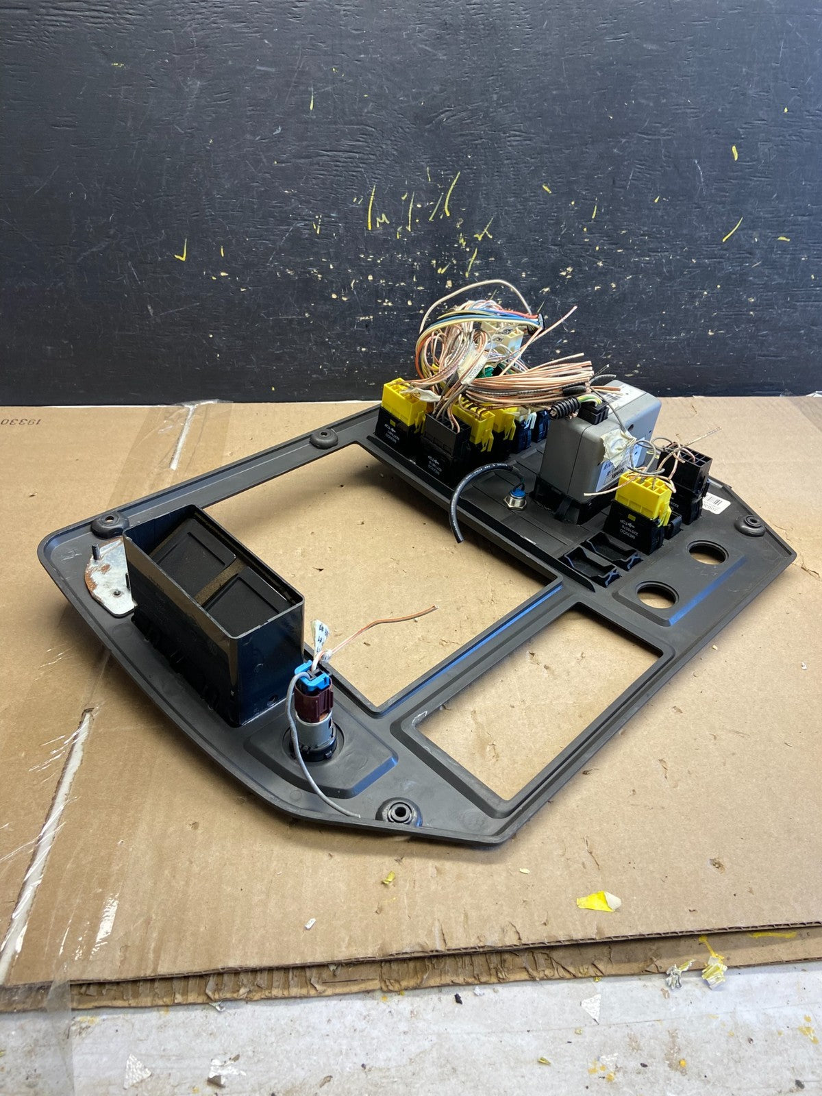 2018 Mack Dash Panel with Rocker Switches 84MT5102M CXU612 AB19805
