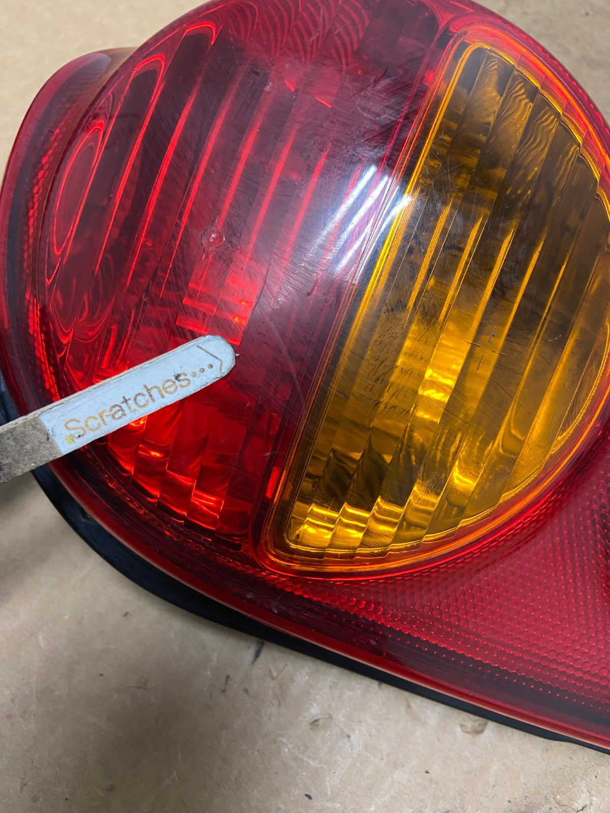 2002 2003 2004 Jeep Liberty Right Passenger Rh Side Tail Light AI3623 LK3