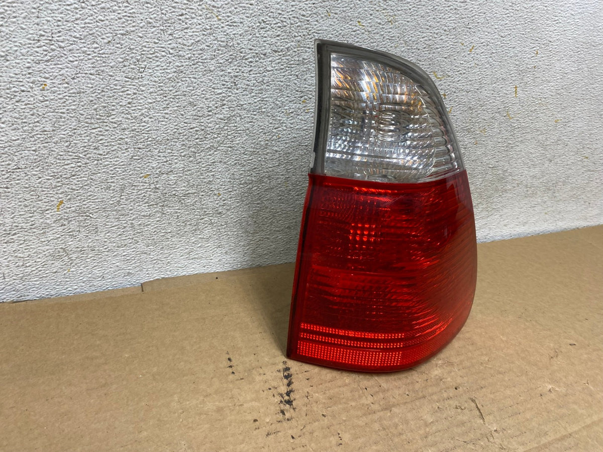 2004 2005 2006 BMW E53 X5 Right Passenger Rh Side Tail Light AH7982 LK1