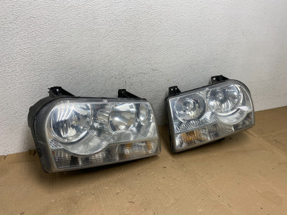 2005 2006 2007 Chrysler 300 Left+Right Halogen Headlights AE9138 DW2