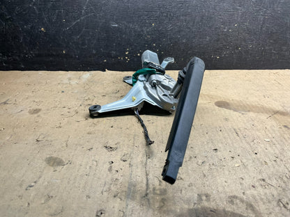 2007 - 2010 Hyundai Santa Fe Rear Glass Windshield Wiper Motor W7338 DG2