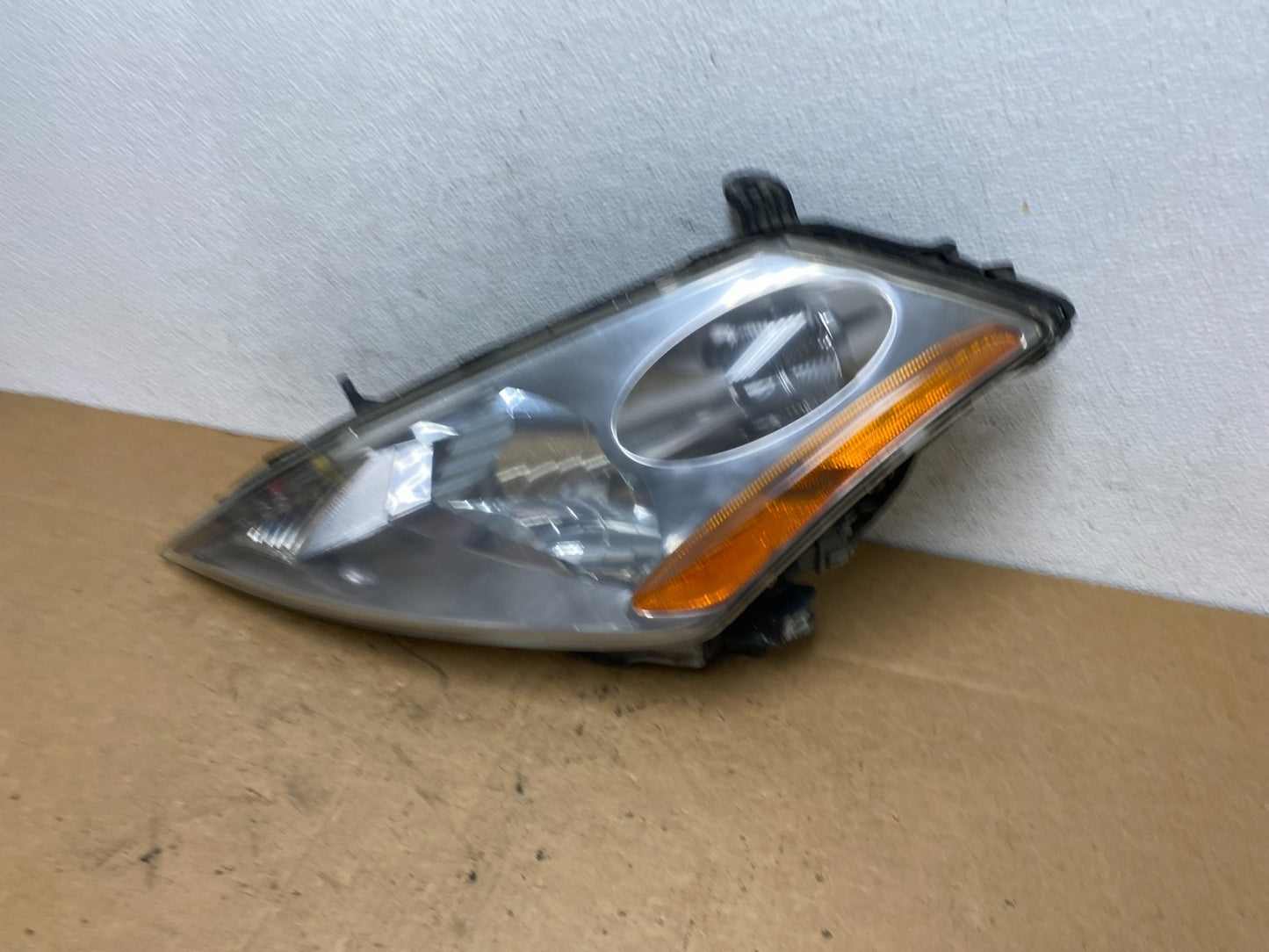 2003 to 2007 Nissan Murano Headlight Halogen Left Driver LH AD5247 DW1