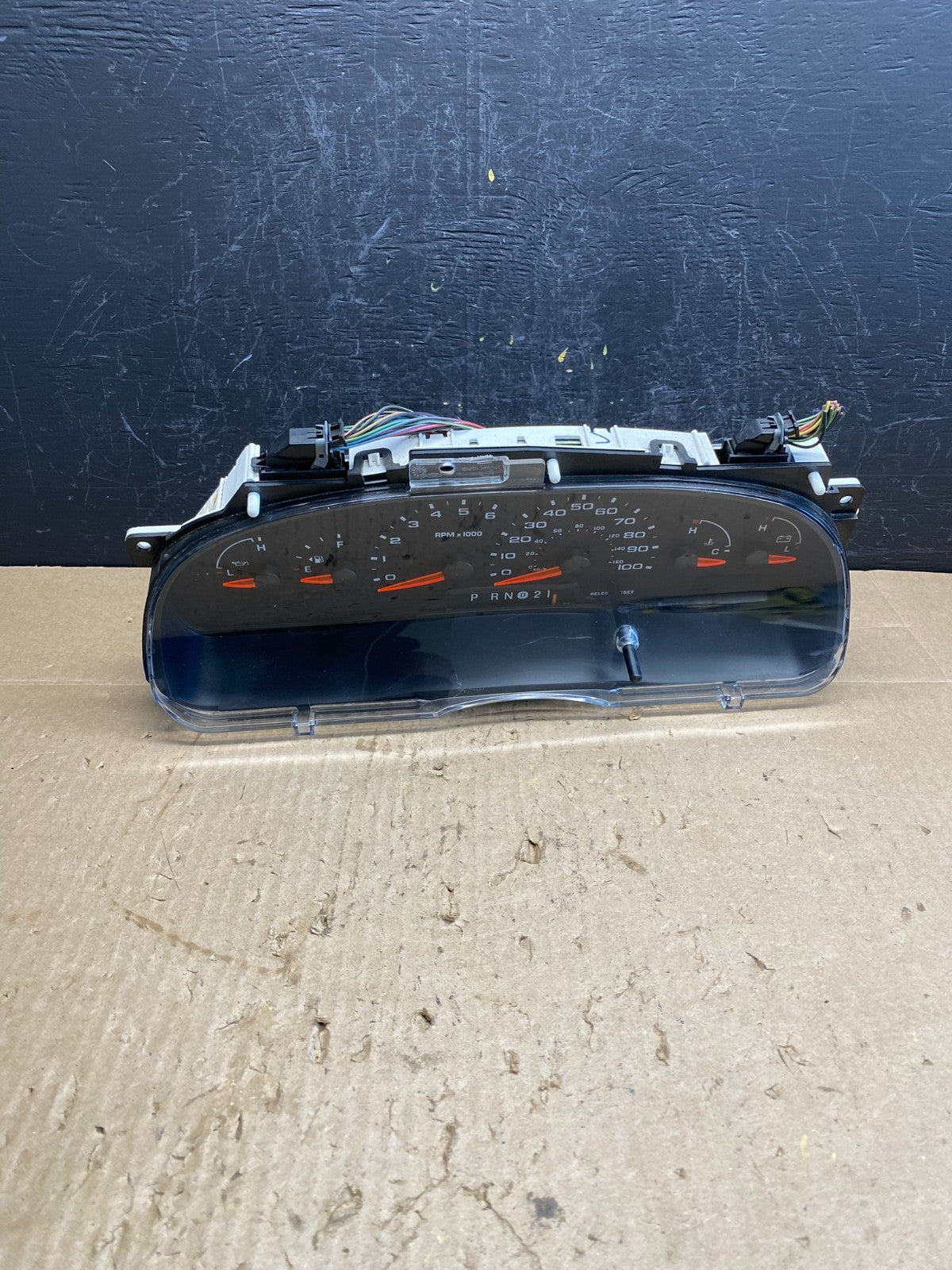 2006 Ford E350 Gauge Speedometer Cluster AC9054 DW0