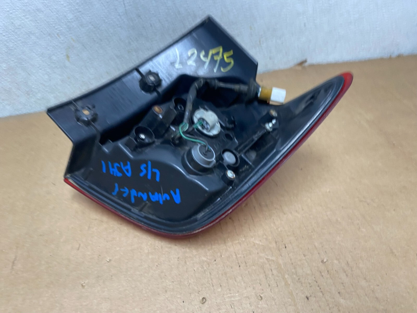 2010 to 2018 Mitsubishi Outlander Sport Left Driver Lh Side Tail Light L24756
