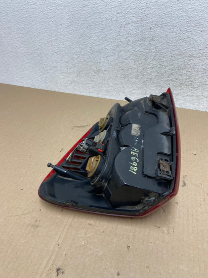 1999 - 2004 Jeep Grand Cherokee WJ Left Driver Lh Tail Light AE6981 LK6