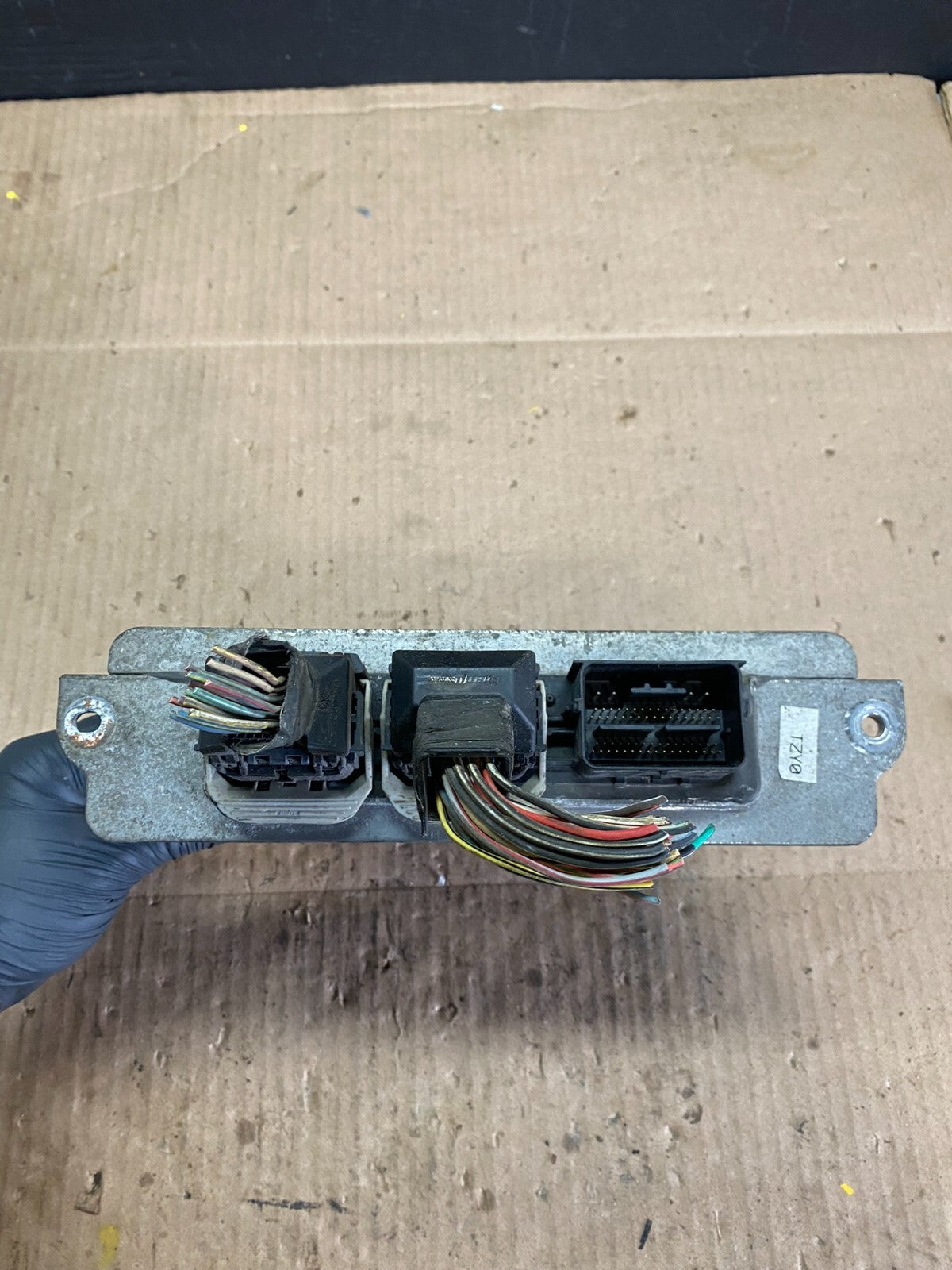 2005 Ford Van 4.6L Engine Control Module Unit ECU D0488 DG11