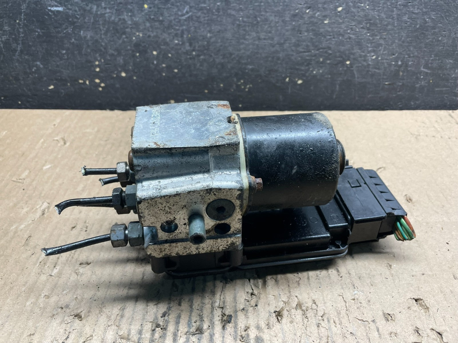 2006 2007 Ford E250 E350 Anti-Lock ABS Antilock Brake Pump V0770 DG2
