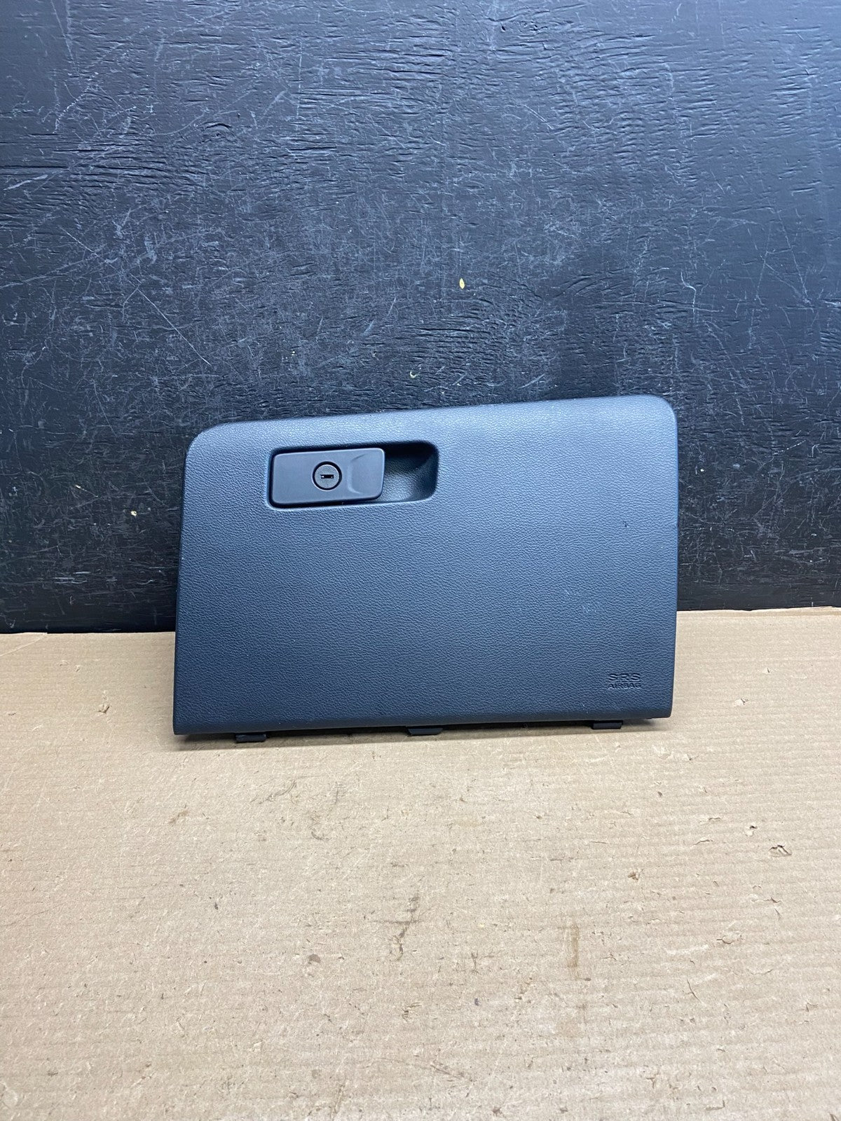 2014 to 2023 Jeep Cherokee Glove Box AH3915 PS0