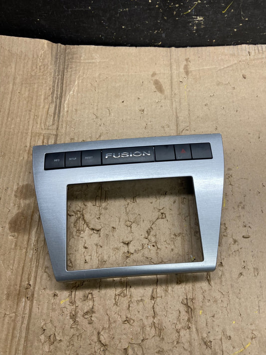 2006 to 2009 Ford Fusion Center Dash Radio Bezel Trim OEM x6340 DG0
