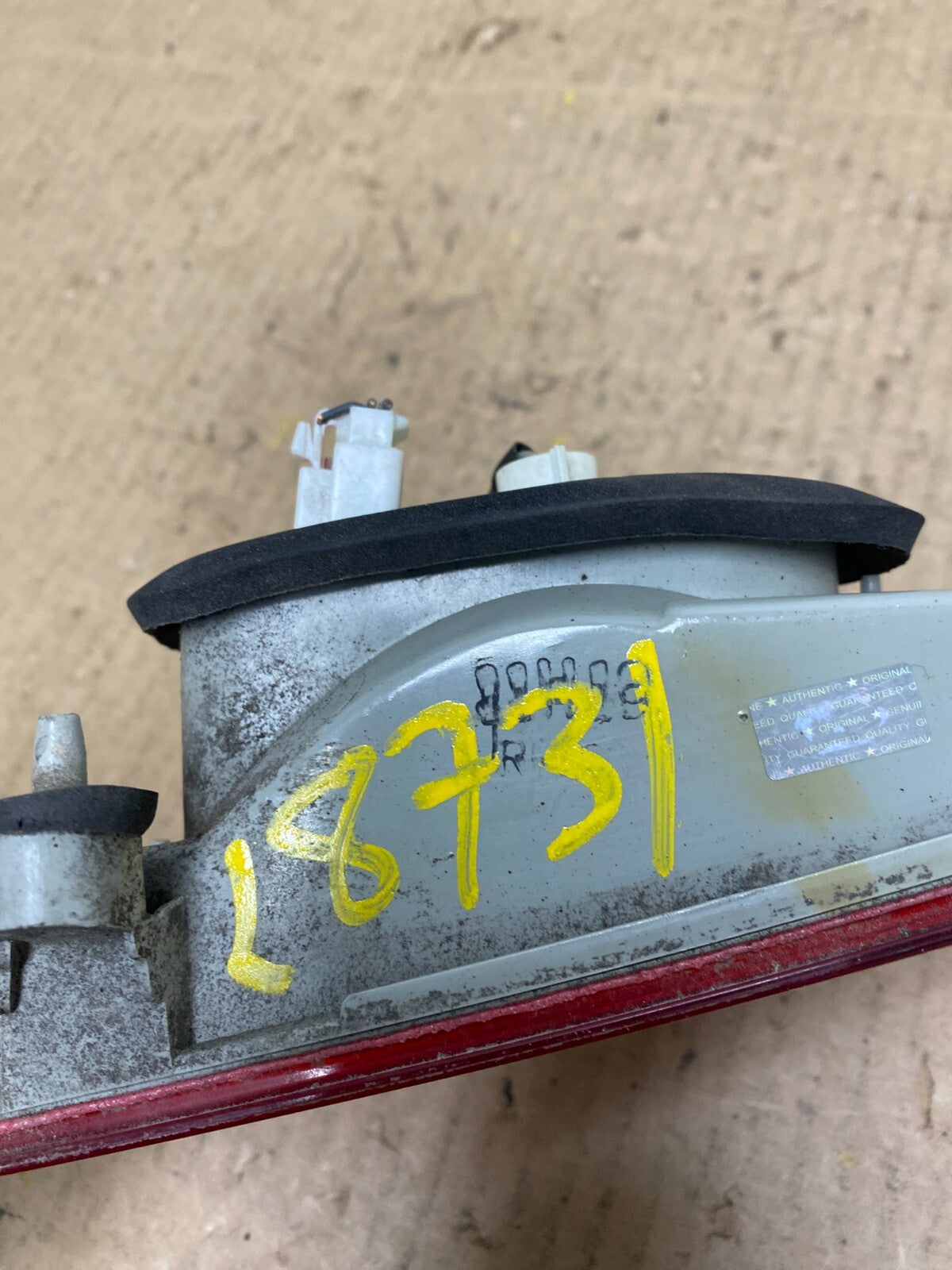 2011 to 2014 Hyundai Sonata Right Passenger Rh Inner Tail Light Oem L8731 DW6
