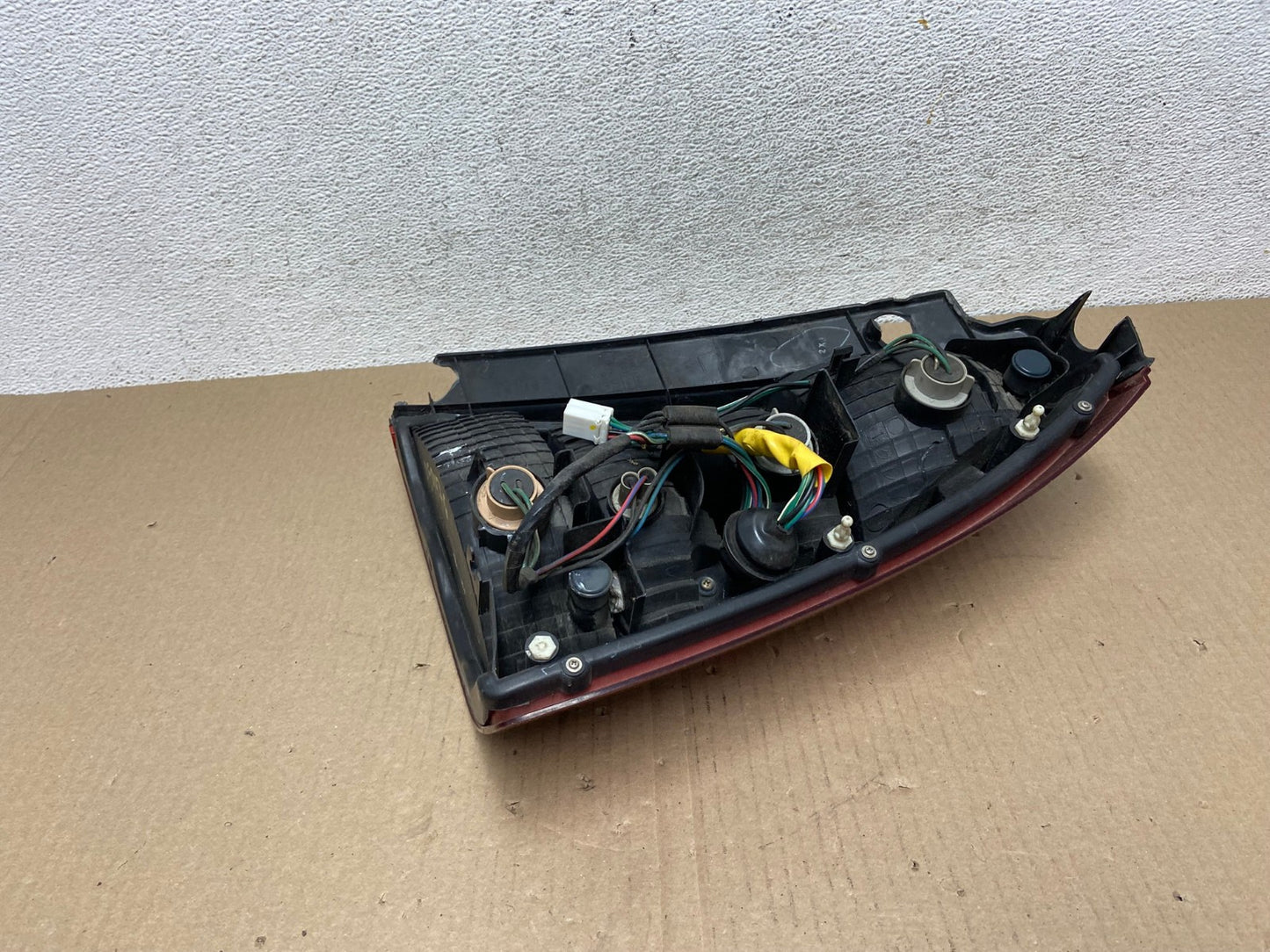 2003 2004 2005 Subaru Forester Left Driver Lh Side Tail Light AE9476 LK7