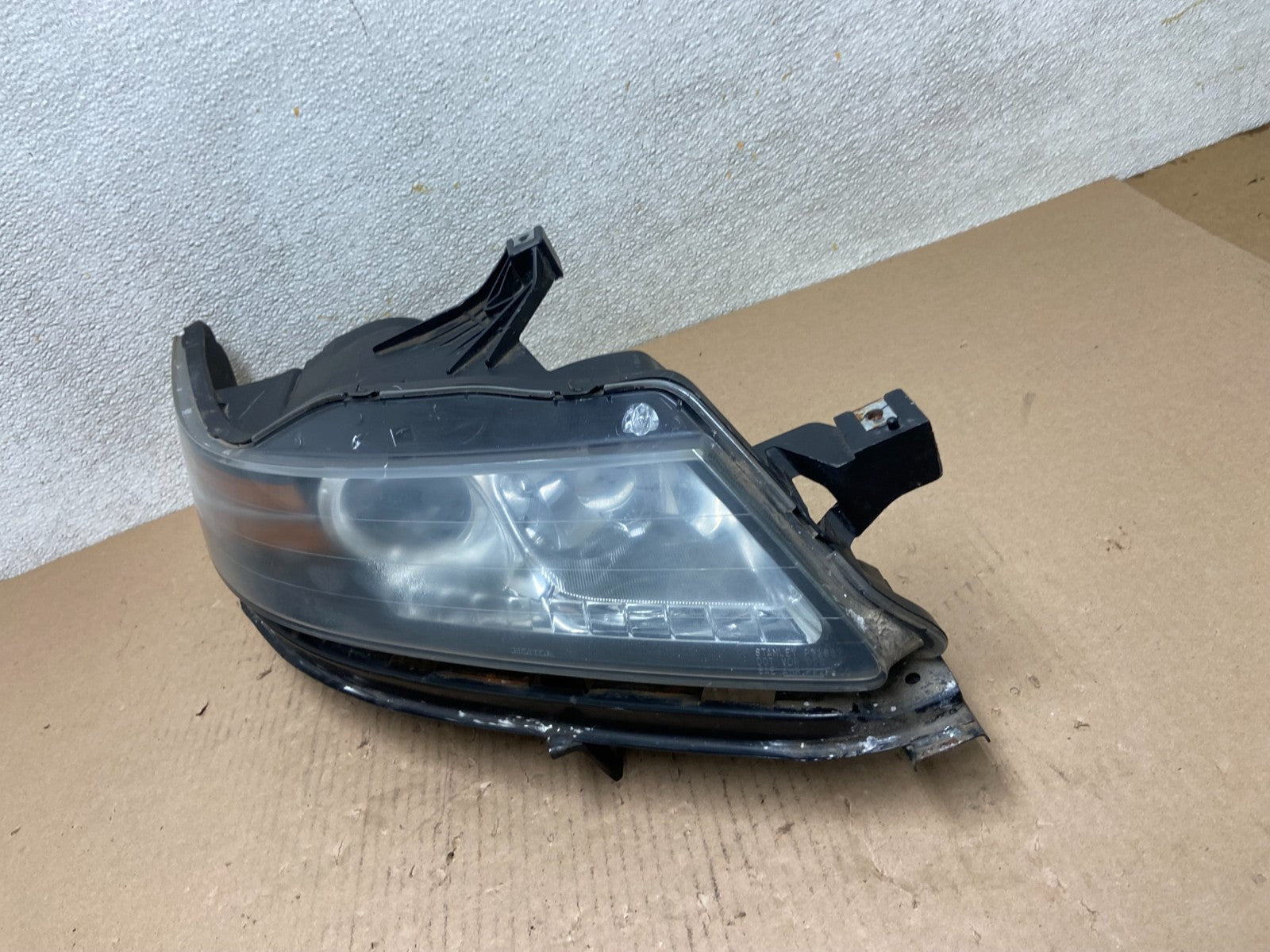 2004 2005 2006 Acura TL Headlight Right Passenger Side Xenon HID AB5986 DW1