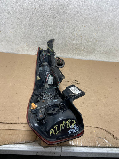 2005 to 2006 Honda Cr-v Crv Right Passenger Side Tail Light AI1087 LK7