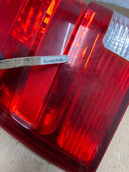 2003 2004 2005 2006 Ford Expedition Left Driver Lh Tail light AD8142 LK3