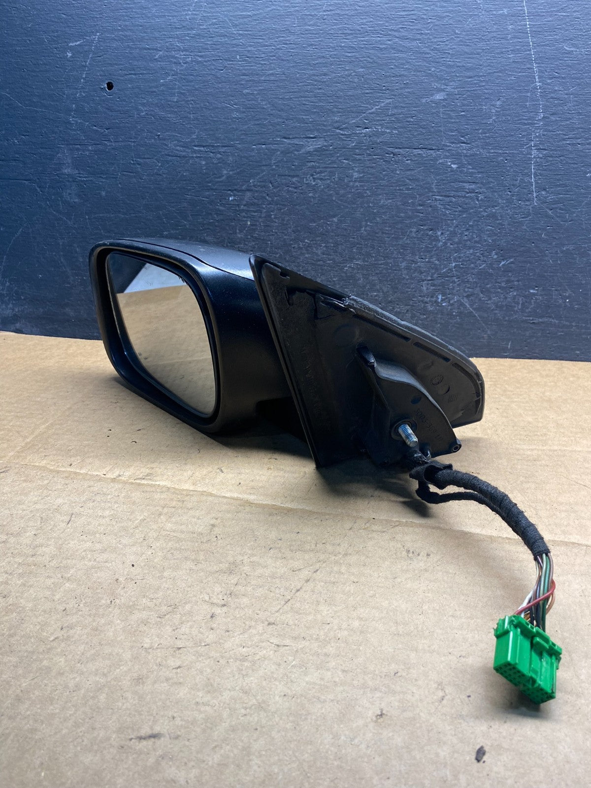 2003 to 2006 Volvo XC90 Left Driver Lh Side View Door Mirror AD7285 DG11