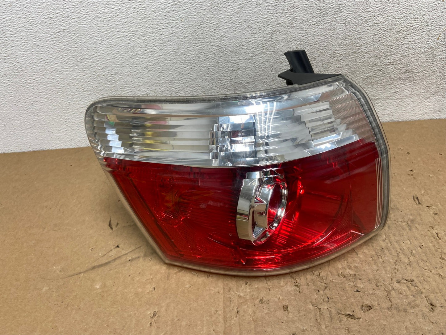 2007 to 2012 GMC Acadia Tail Light Left Driver Lh Side AG1270 LK0