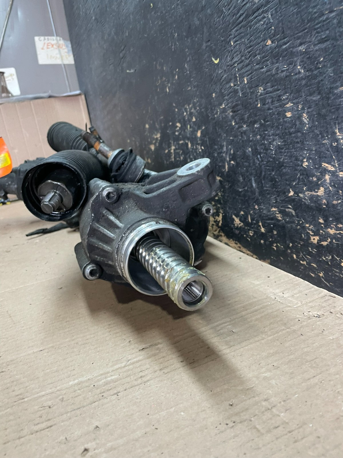2011-2013 BMW 535i f10 RWD electric power steering gear rack AA20794