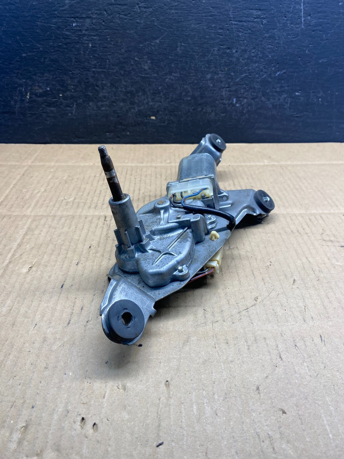 2007 to 2015 Mazda CX-9 CX9 Windshield Rear Wiper Motor ad5037 DG3