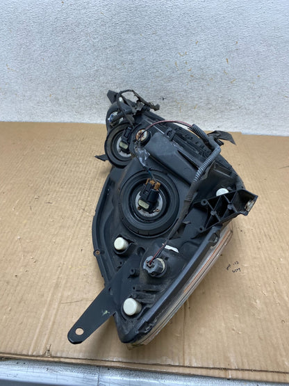 2006 to 2010 Toyota Sienna Left Driver Lh Side Headlight Halogen AI6621 DW9