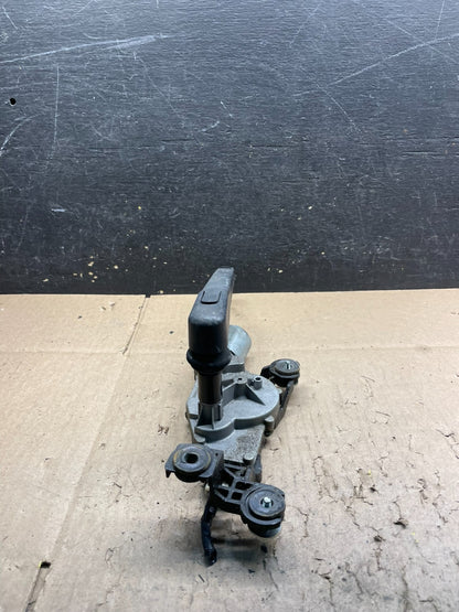 2012 - 2017 Hyundai Veloster Rear Glass Windshield Wiper Motor W1172 DG2